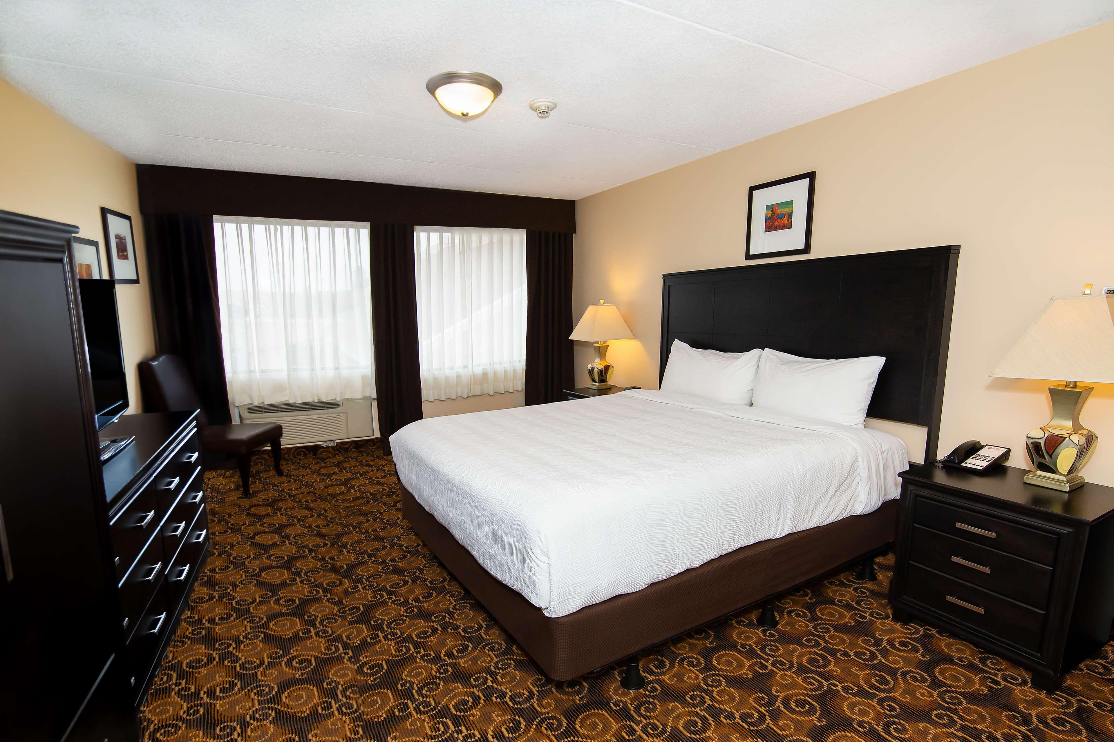 Best Western Plus Dryden Hotel And Conference Centre Exterior photo