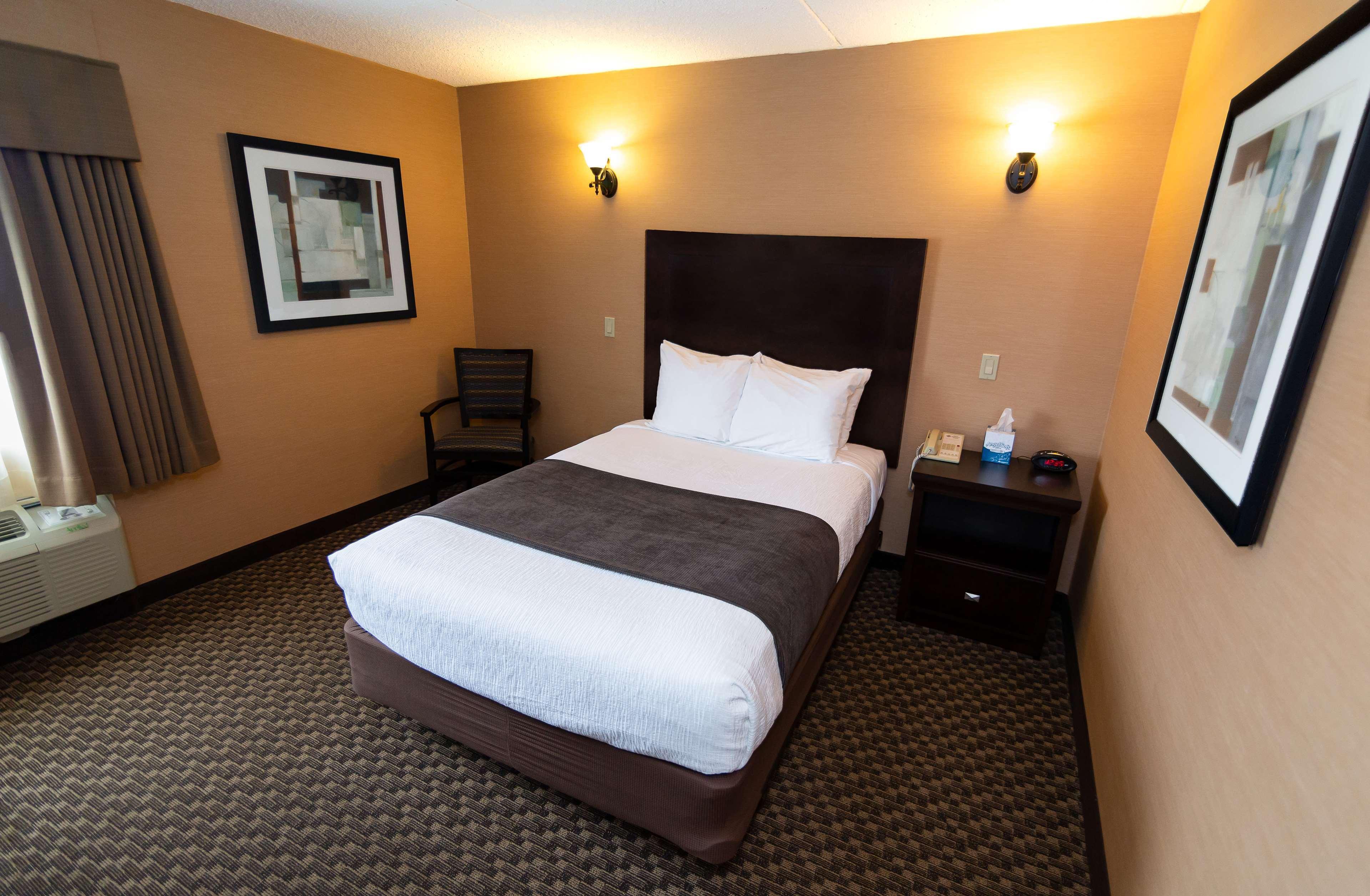 Best Western Plus Dryden Hotel And Conference Centre Exterior photo