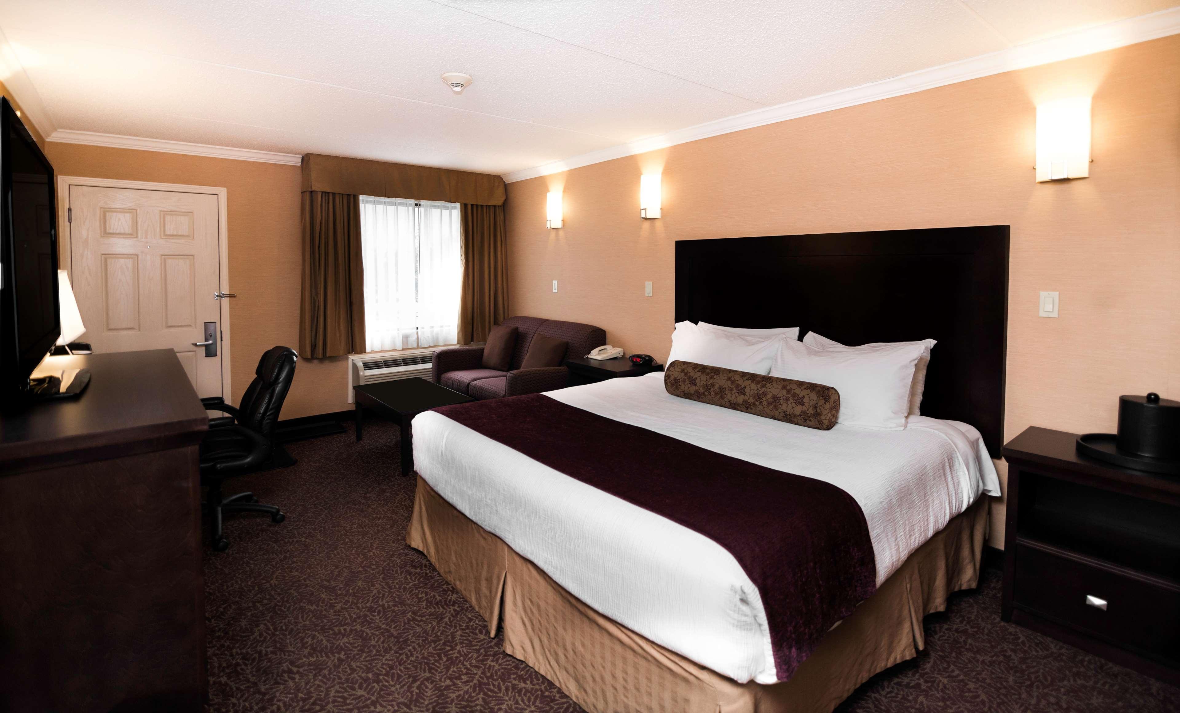 Best Western Plus Dryden Hotel And Conference Centre Exterior photo