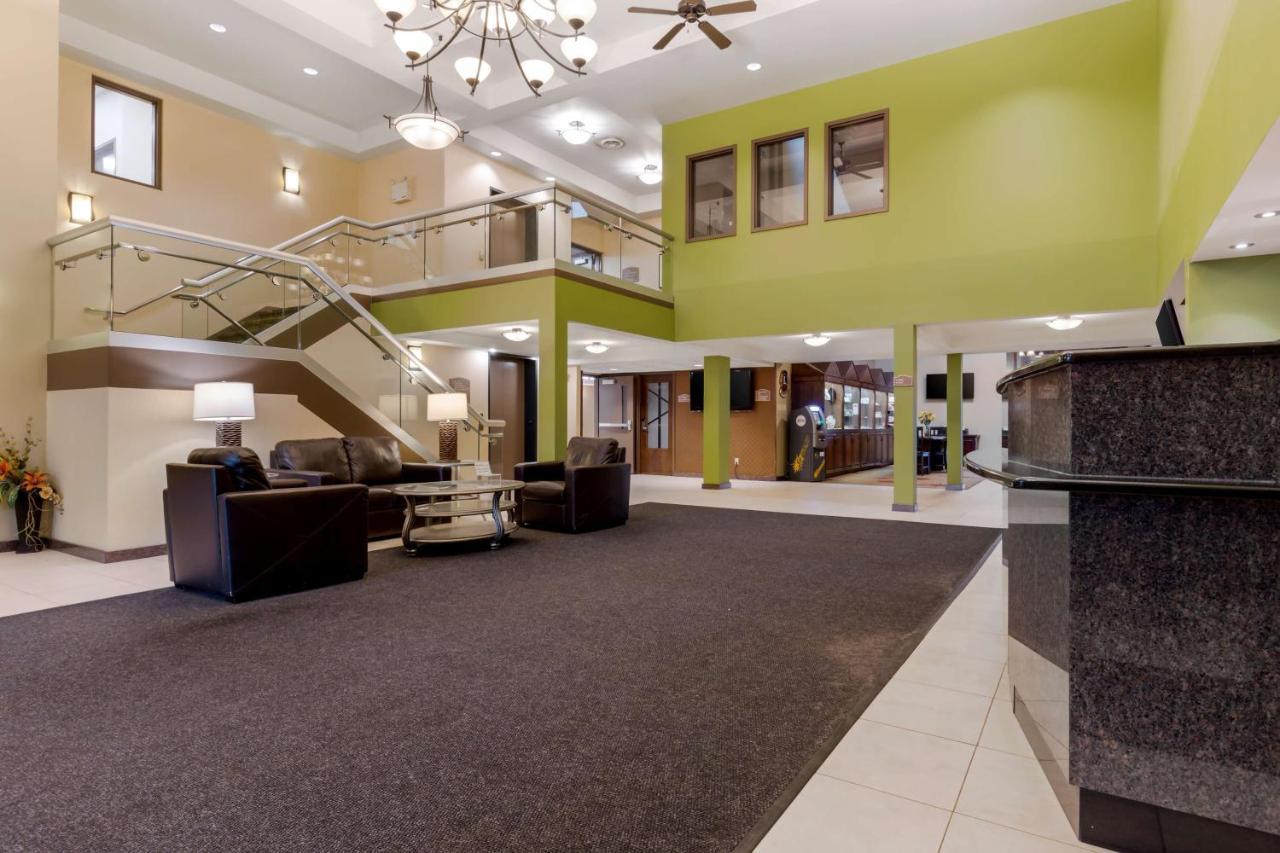 Best Western Plus Dryden Hotel And Conference Centre Exterior photo
