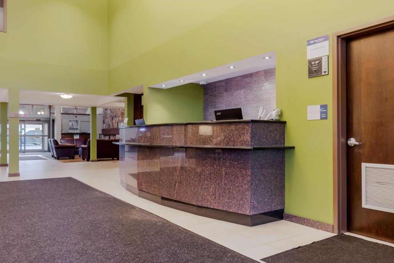 Best Western Plus Dryden Hotel And Conference Centre Exterior photo