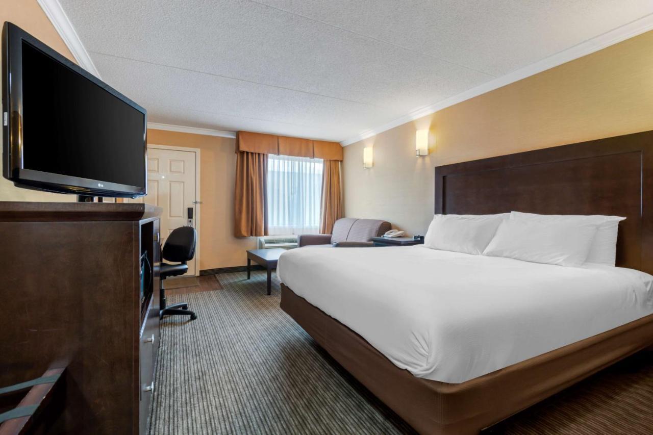 Best Western Plus Dryden Hotel And Conference Centre Exterior photo
